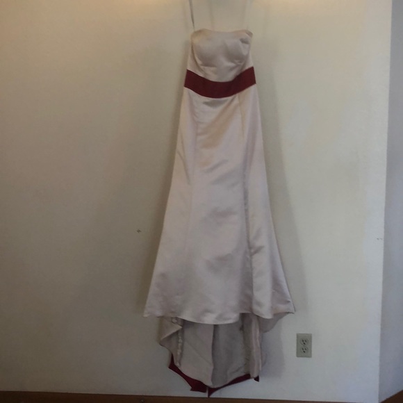 Bridesmaid/Prom/Formal Dress - Picture 1 of 6